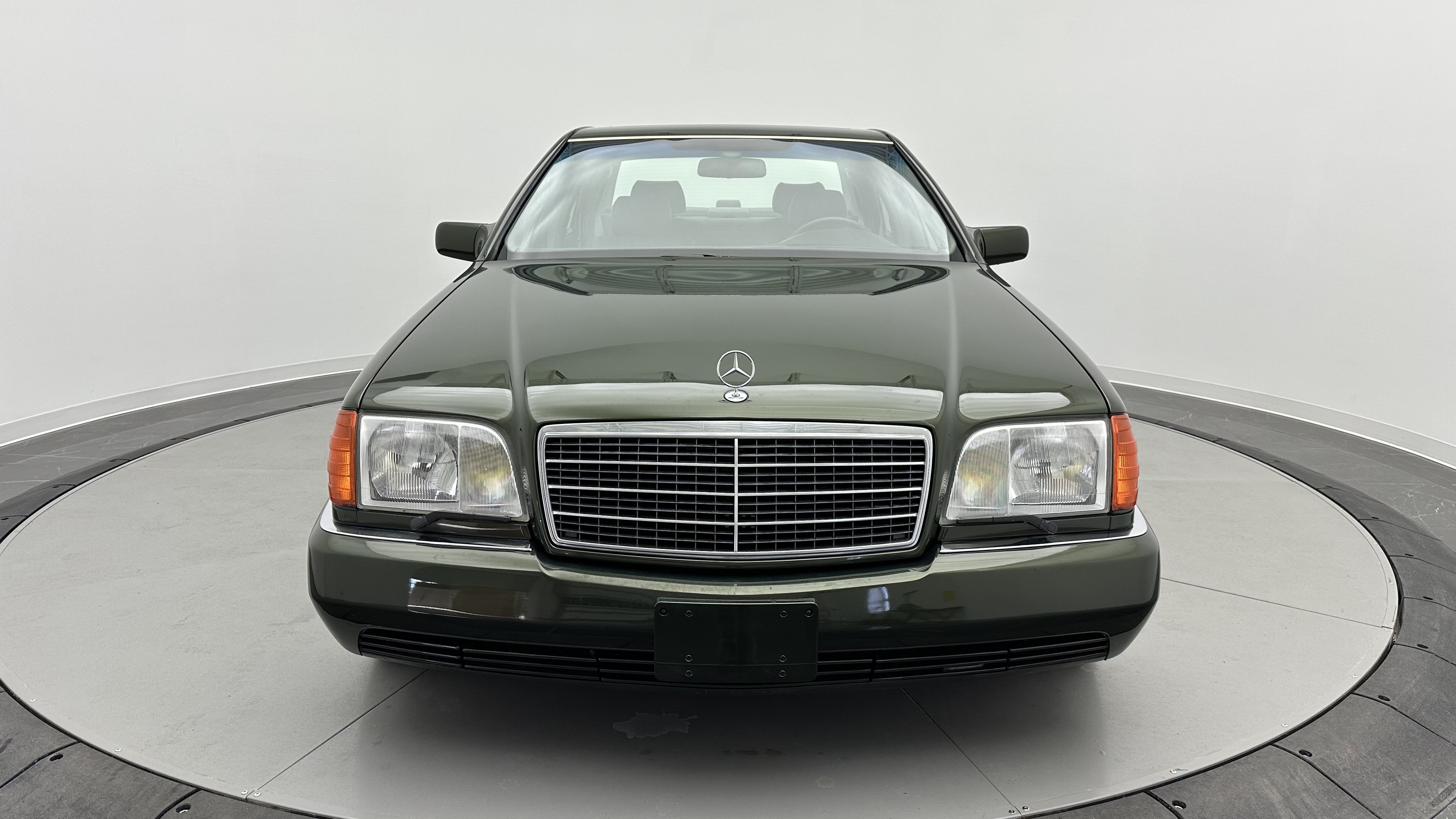 Used 1992 Mercedes-Benz 300 SE video 2
