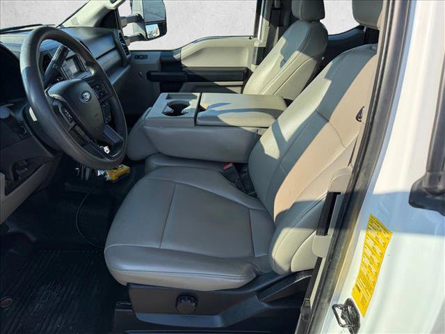 Used 2020 Ford F350 XL w/ Power Equipment Group image 19