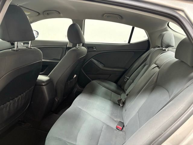 Used 2015 Kia Optima LX FWD image 18