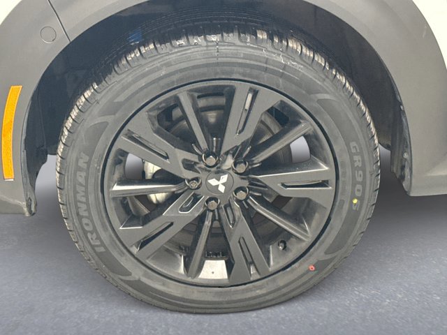 Used 2024 Mitsubishi Eclipse Cross AWD image 21
