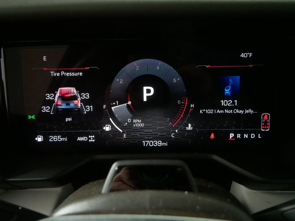 Used 2024 GMC Acadia Denali w/ Super Cruise Package image 30