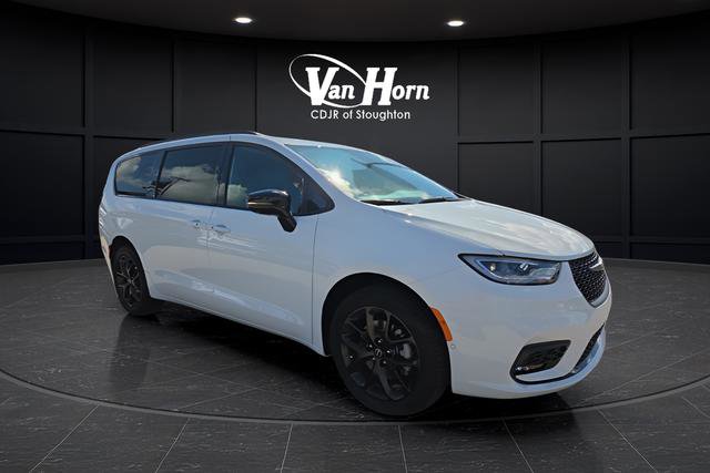 New 2026 Chrysler Pacifica Limited w/ S Appearance Package AWD/4WD image 45