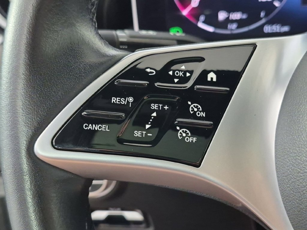 Used 2024 Mercedes-Benz C 300 Sedan image 18