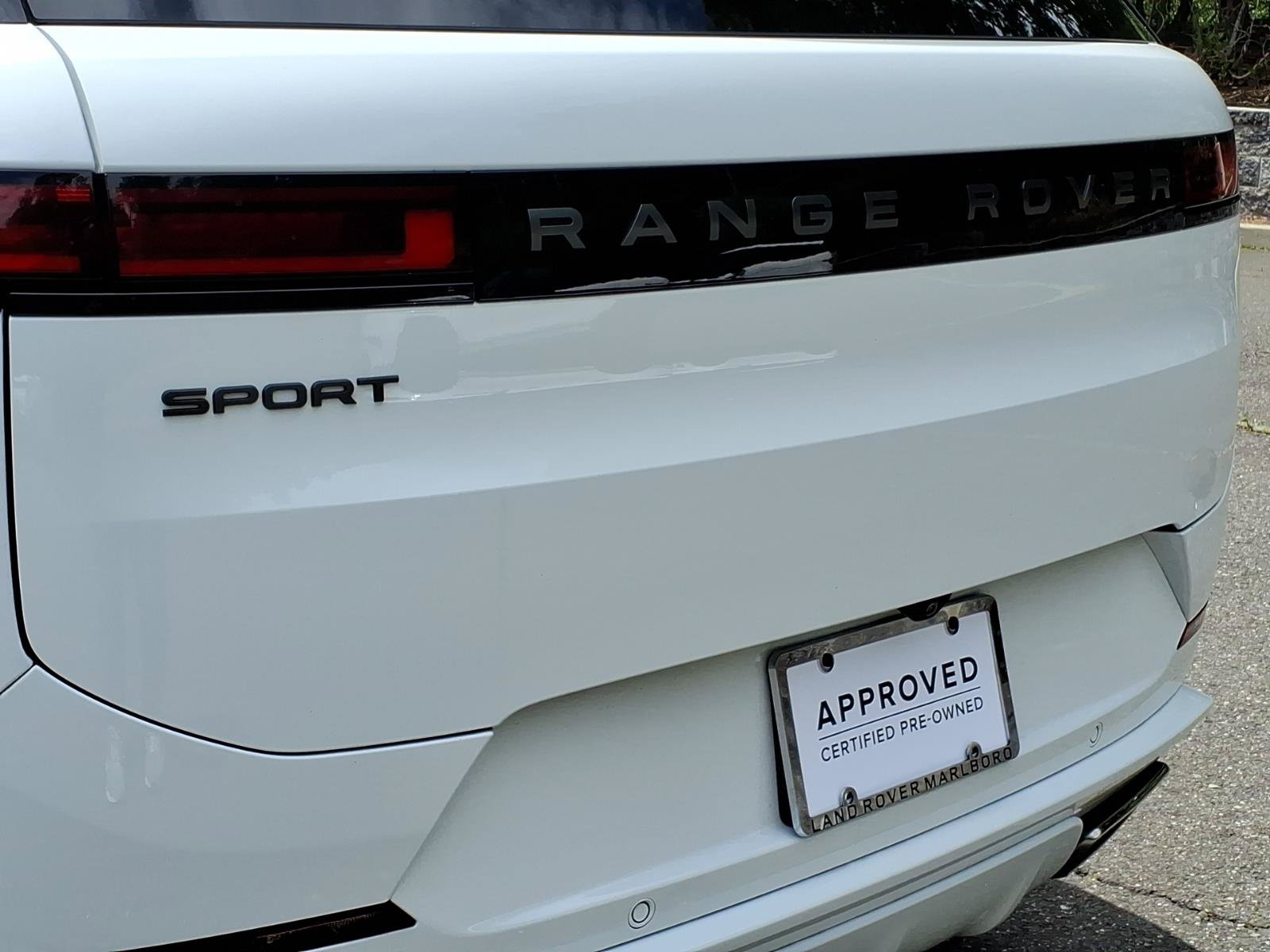 Certified 2025 Land Rover Range Rover Sport Dynamic SE AWD/4WD image 19