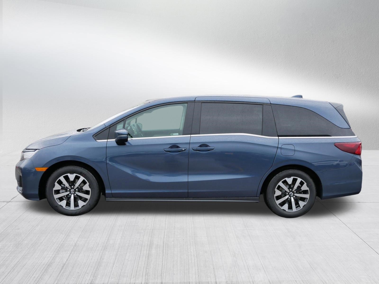 Used 2026 Honda Odyssey EX-L image 4