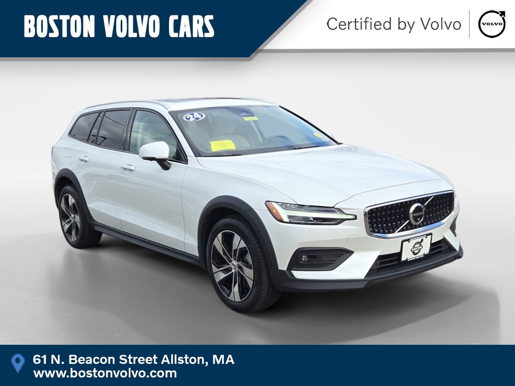 Certified 2024 Volvo V60 B5 Cross Country Plus image 1