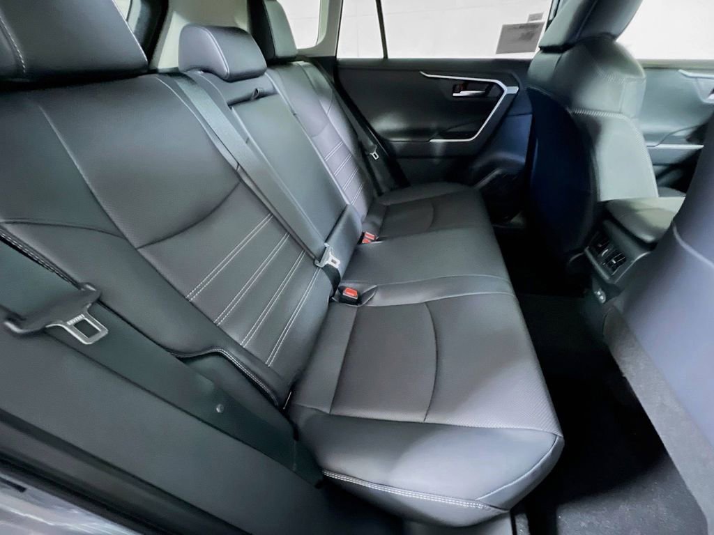 Certified 2025 Toyota RAV4 Limited w/ Advanced Technology Package image 23