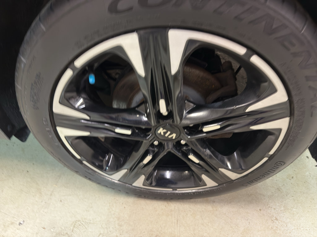 Used 2021 Kia K5 GT-Line FWD image 32