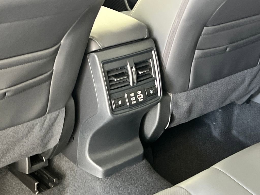 New 2026 Subaru Outback Limited AWD/4WD image 37