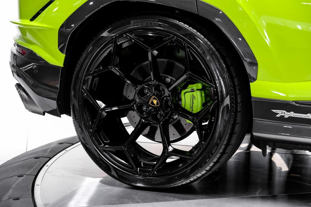 Used 2023 Lamborghini Urus Performante AWD/4WD image 71