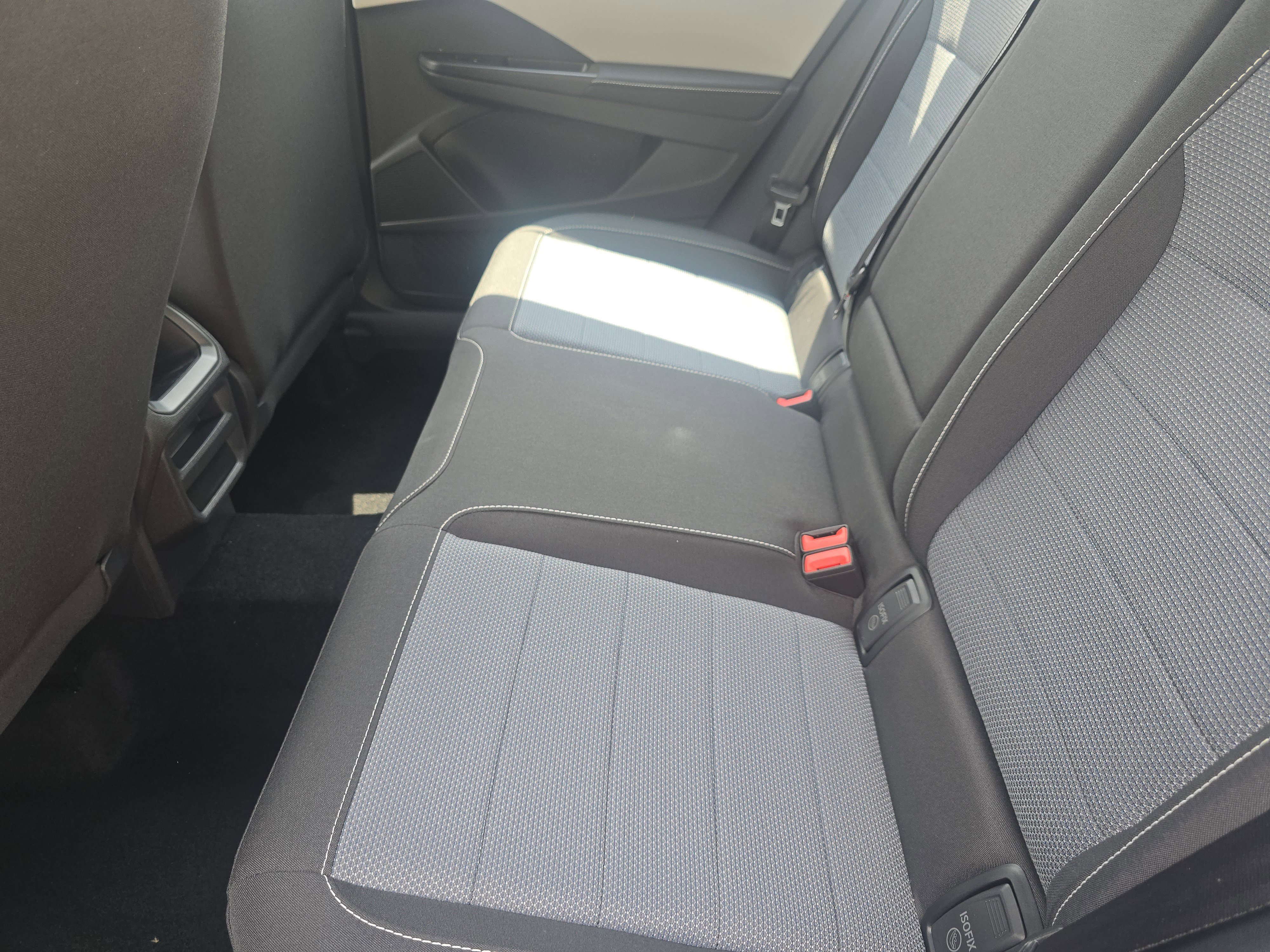 New 2025 Volkswagen Taos S image 18