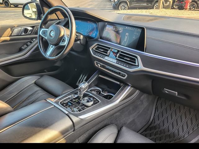 Used 2022 BMW X7 xDrive40i w/ M Sport Package AWD/4WD image 26