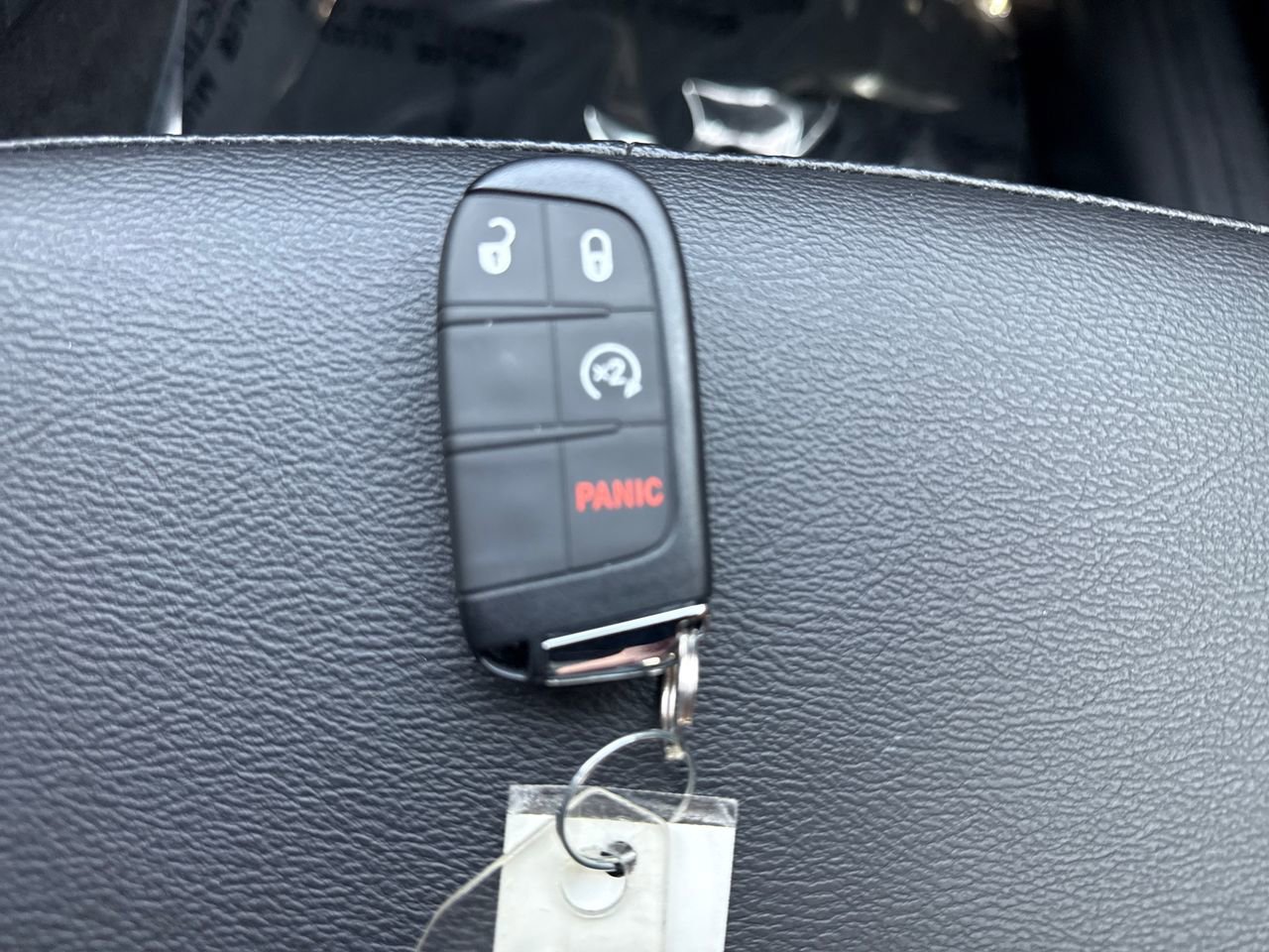 Used 2025 Jeep Compass Limited w/ Sun & Sound Group image 24