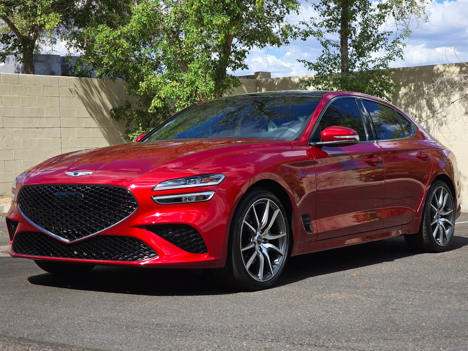 Used 2023 Genesis G70 2.0T w/ Sport Prestige Package RWD image 5