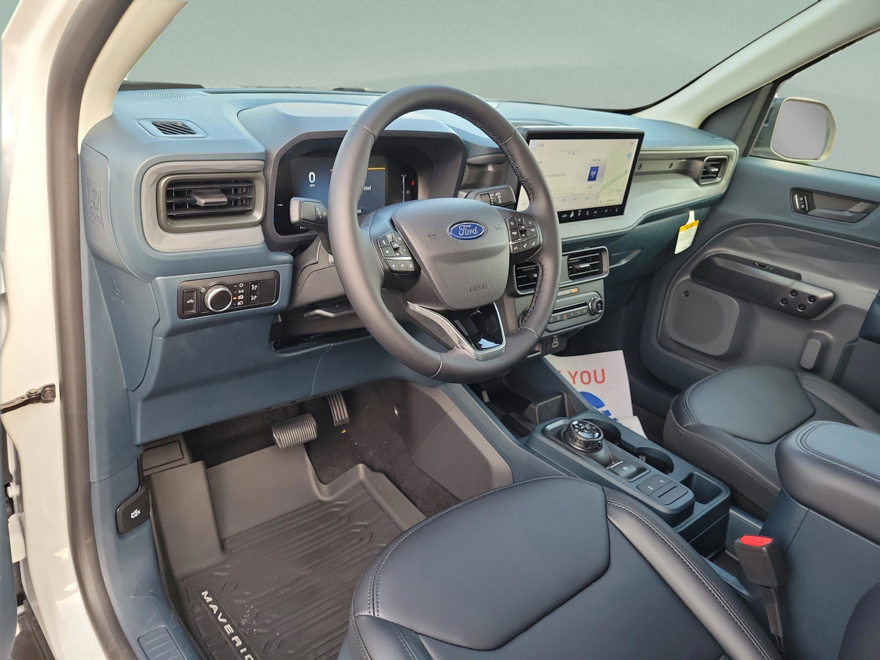 New 2025 Ford Maverick Lariat w/ Black Appearance Package image 16