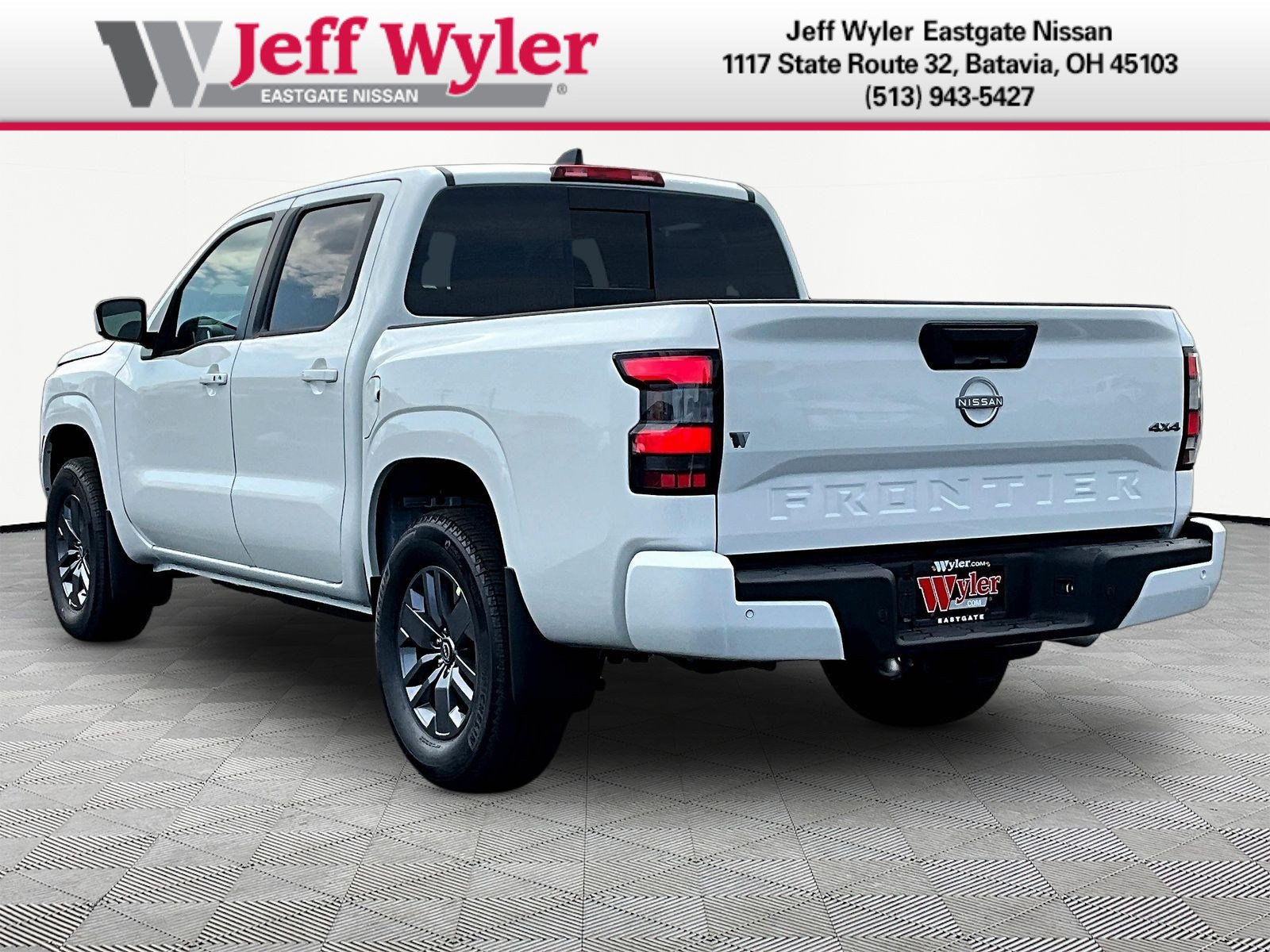 New 2026 Nissan Frontier SV w/ SV Convenience Package AWD/4WD image 4
