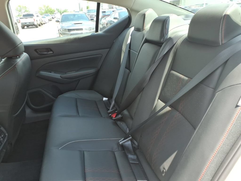 New 2026 Nissan Altima 2.5 SR w/ SR Premium Package FWD image 30