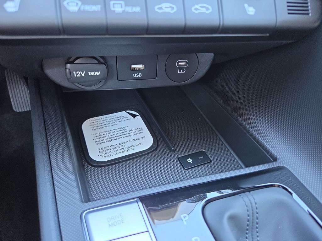 New 2026 Hyundai Elantra Limited FWD image 27
