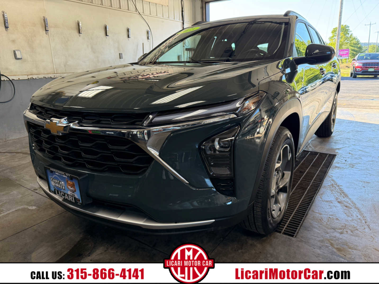 Used 2025 Chevrolet Trax LT w/ Driver Confidence Package