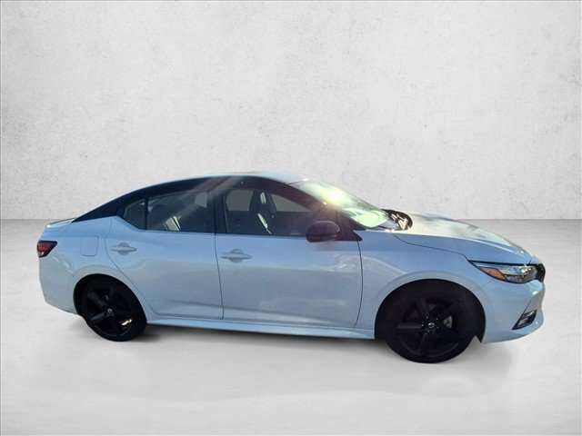 Used 2022 Nissan Sentra SR w/ Midnight Edition FWD image 4