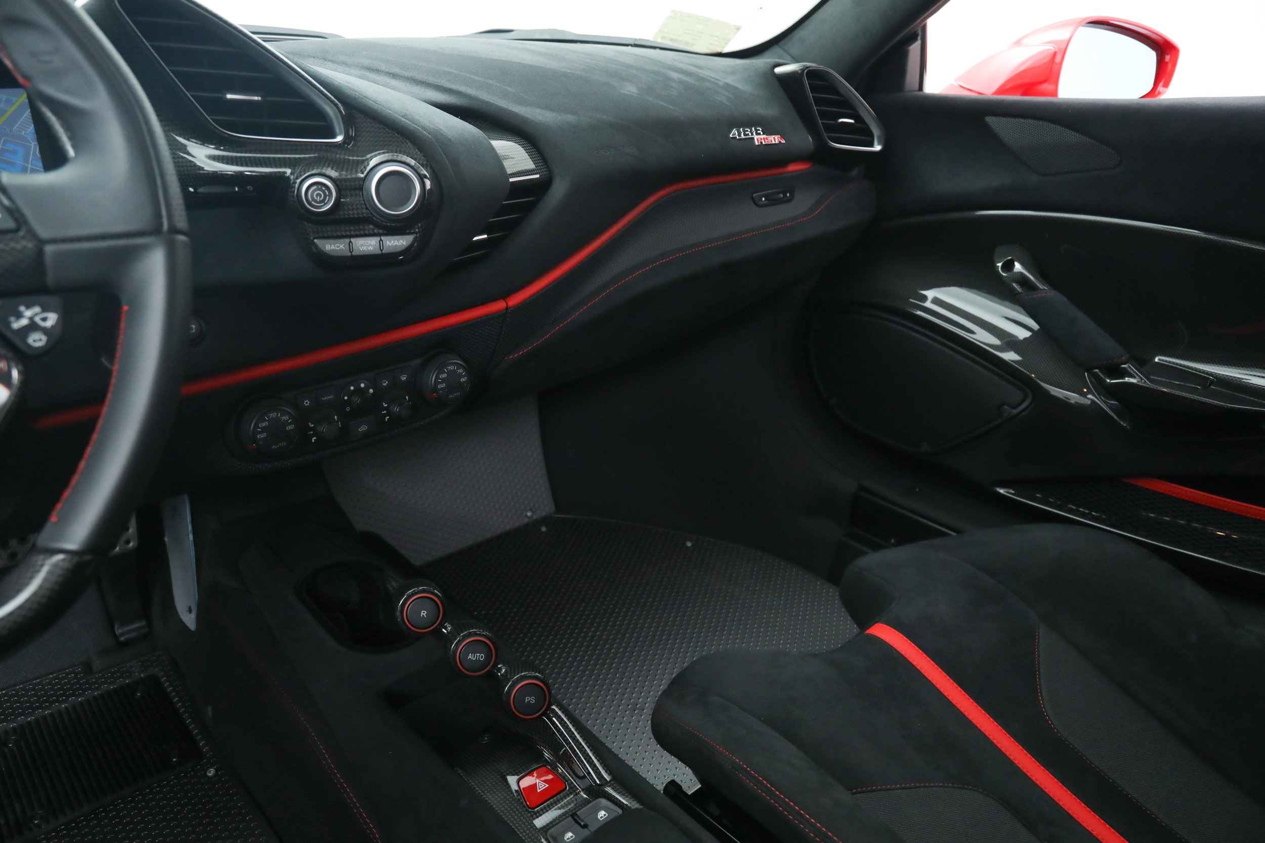 Certified 2020 Ferrari 488 Pista Coupe RWD image 57