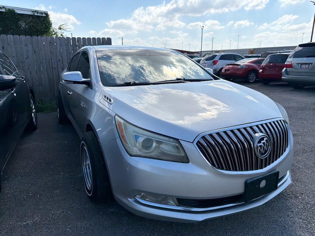 Used 2015 Buick LaCrosse Leather FWD image 16