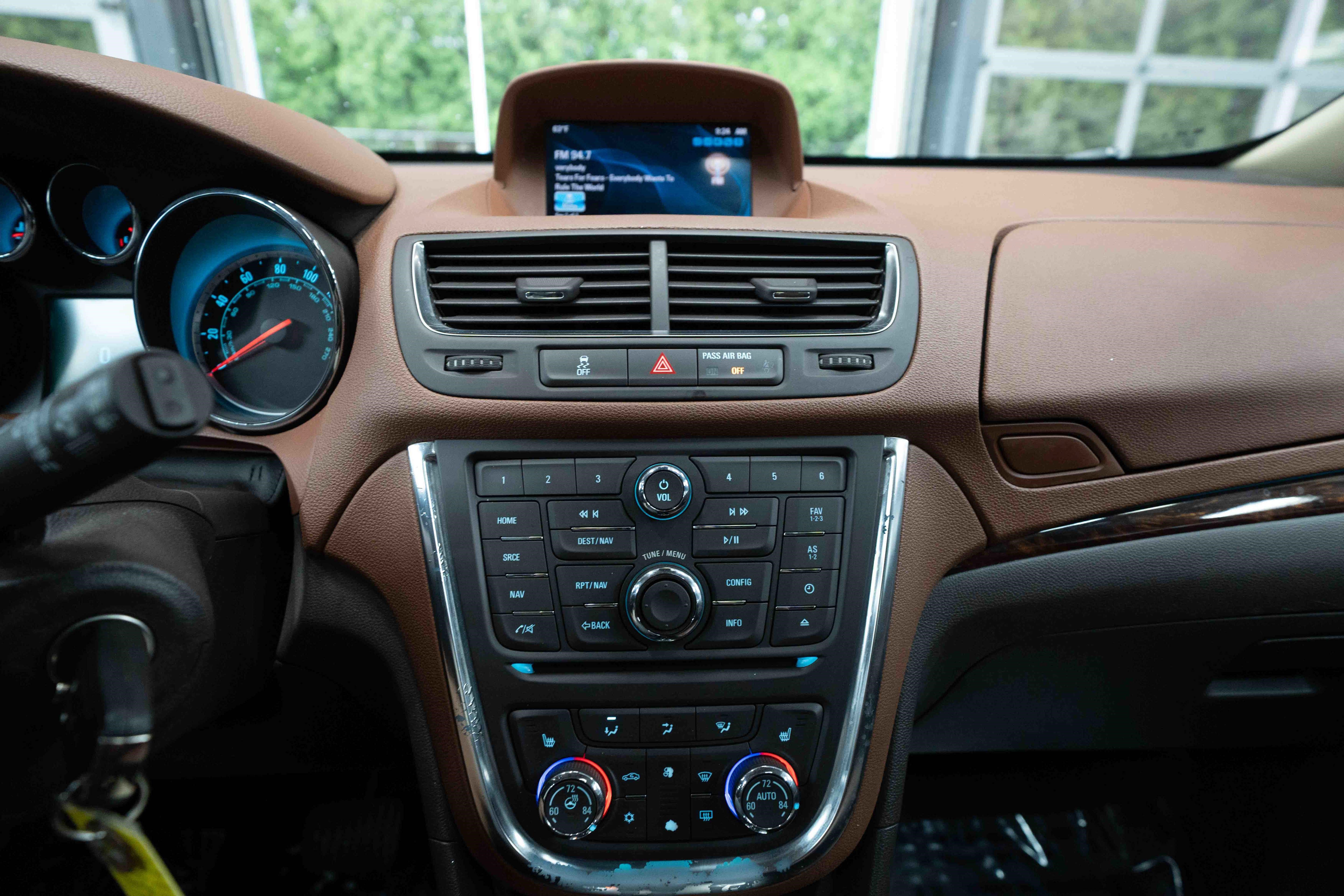 Used 2015 Buick Encore Leather w/ Experience Buick Package AWD/4WD image 17