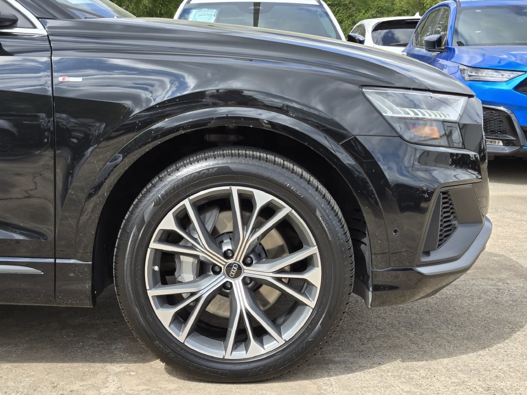 Certified 2023 Audi Q8 Premium Plus w/ Premium Plus Package AWD/4WD image 13