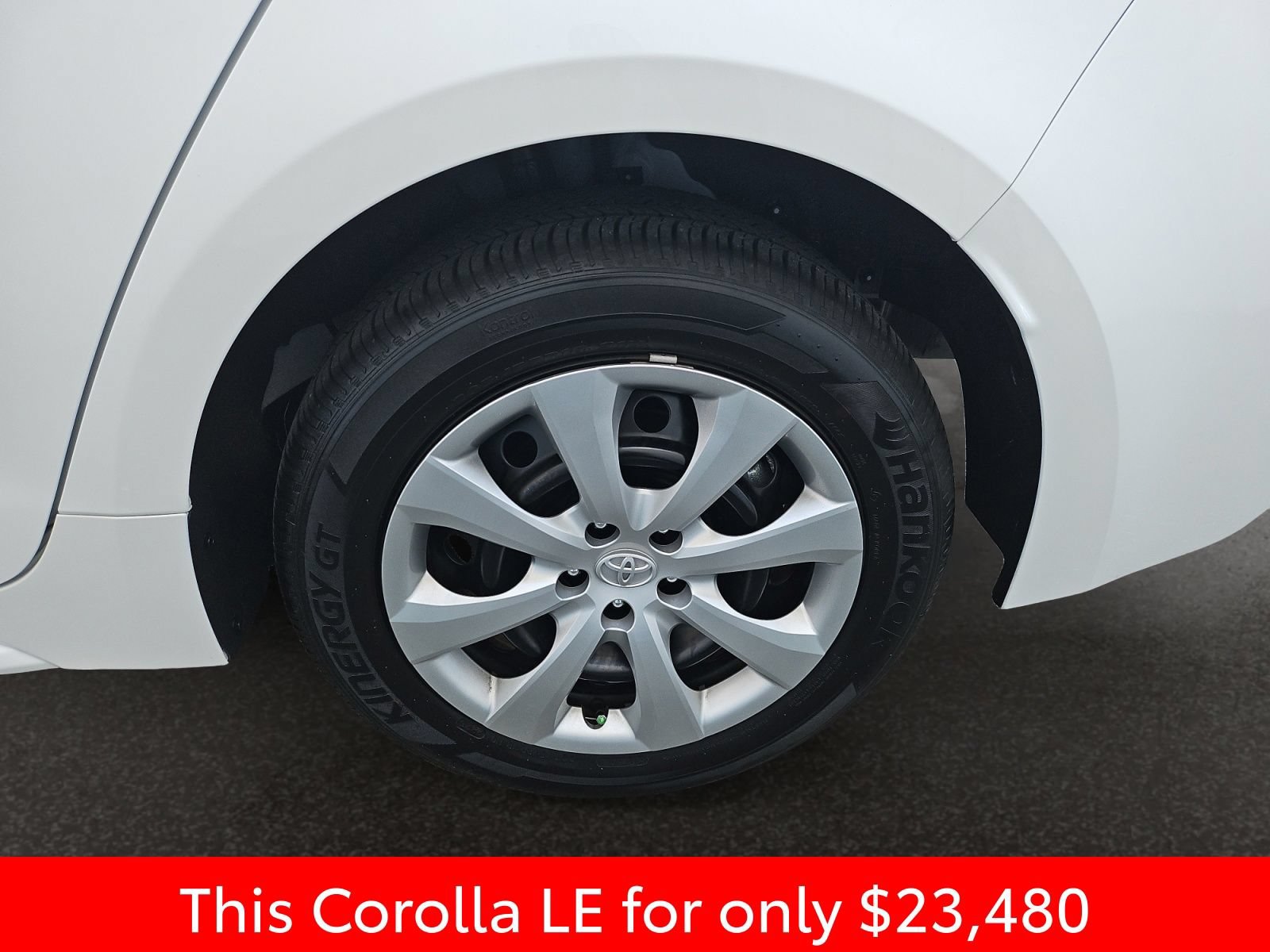 Used 2026 Toyota Corolla LE FWD image 46