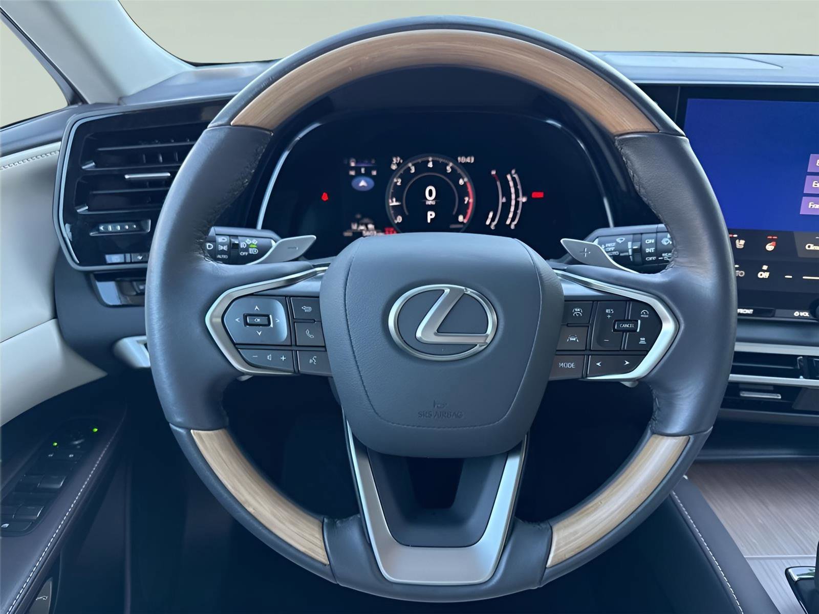 Used 2024 Lexus RX 350 Premium w/ Accessory Package (K3) image 12