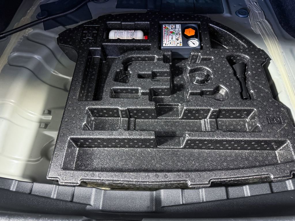 New 2026 Nissan Sentra SL w/ Floor Mat Package FWD image 37