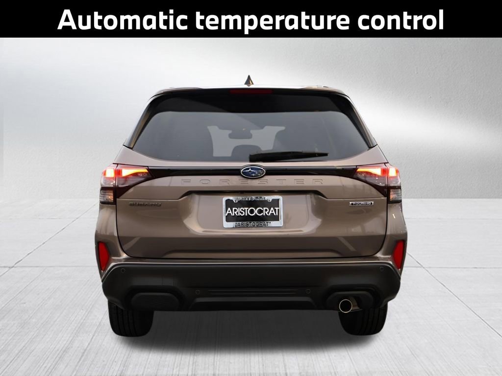 Used 2025 Subaru Forester Touring image 7