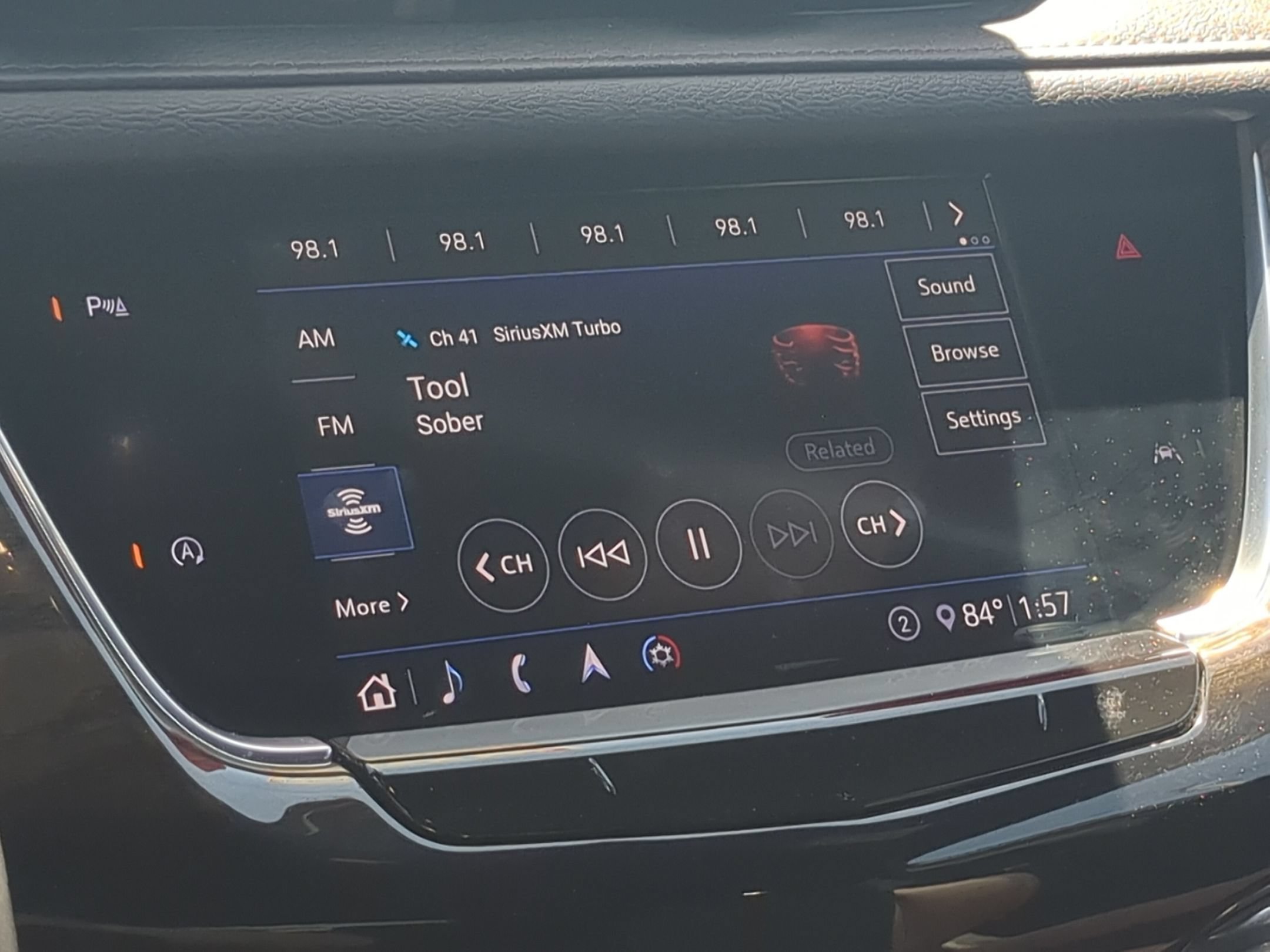 Certified 2020 Cadillac XT6 Premium Luxury AWD/4WD image 12