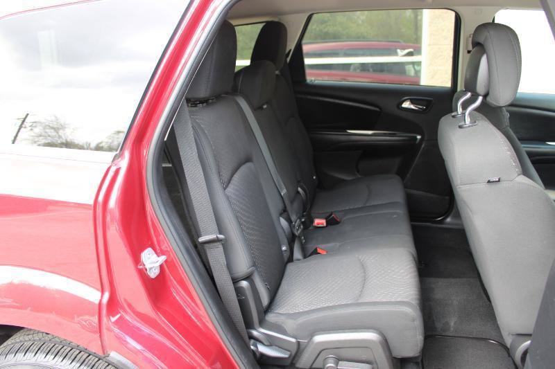 Used 2011 Dodge Journey Mainstreet FWD image 13