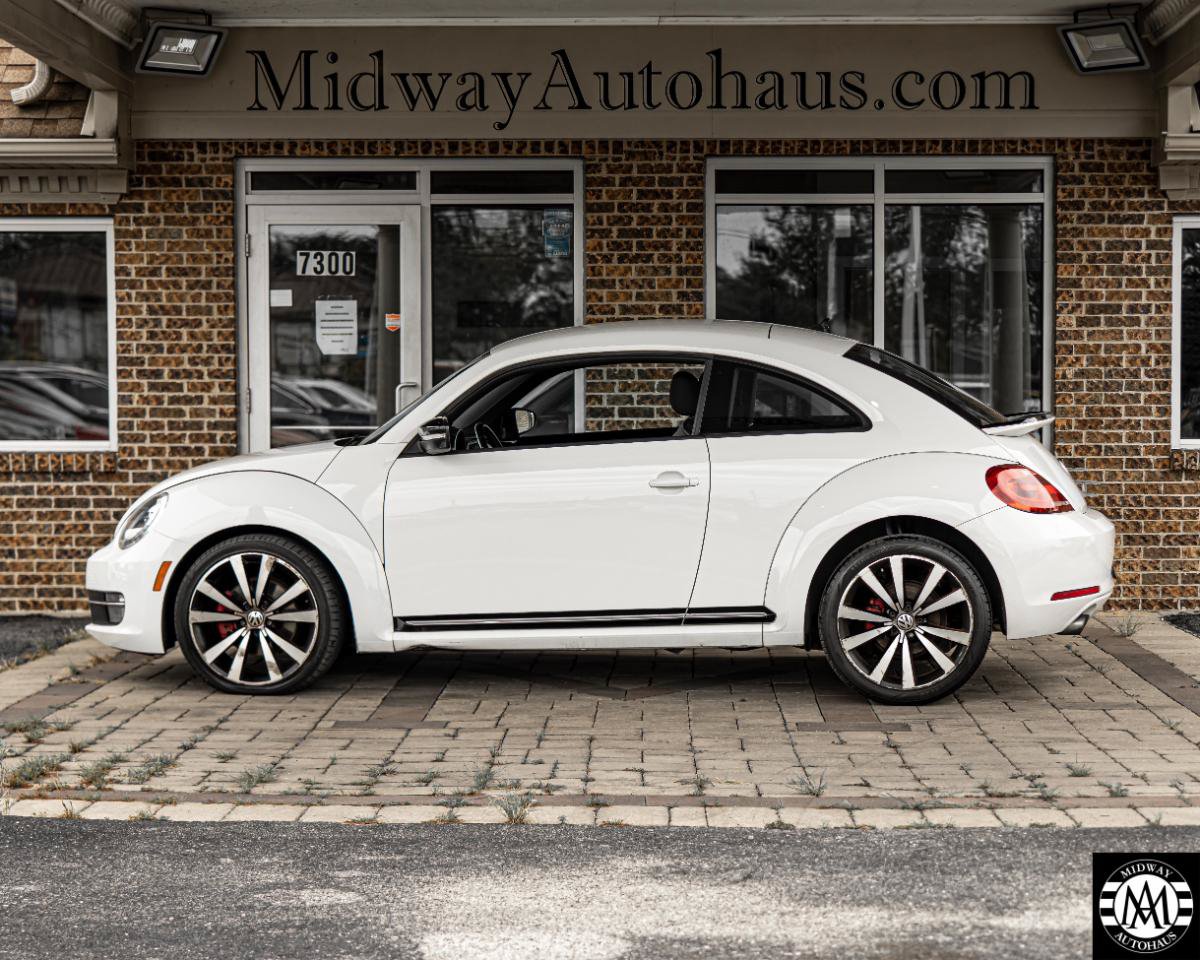 Used 2012 Volkswagen Beetle 2.0T FWD image 4