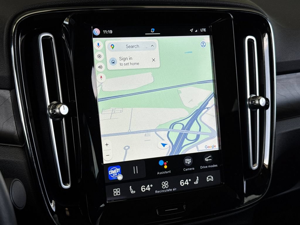 Certified 2023 Volvo C40 Recharge Core AWD/4WD image 18