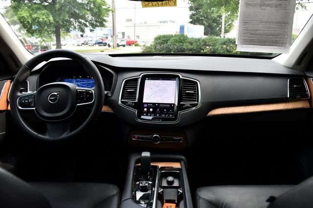 Certified 2023 Volvo XC90 B5 Plus w/ Protection Package Premier AWD/4WD image 14
