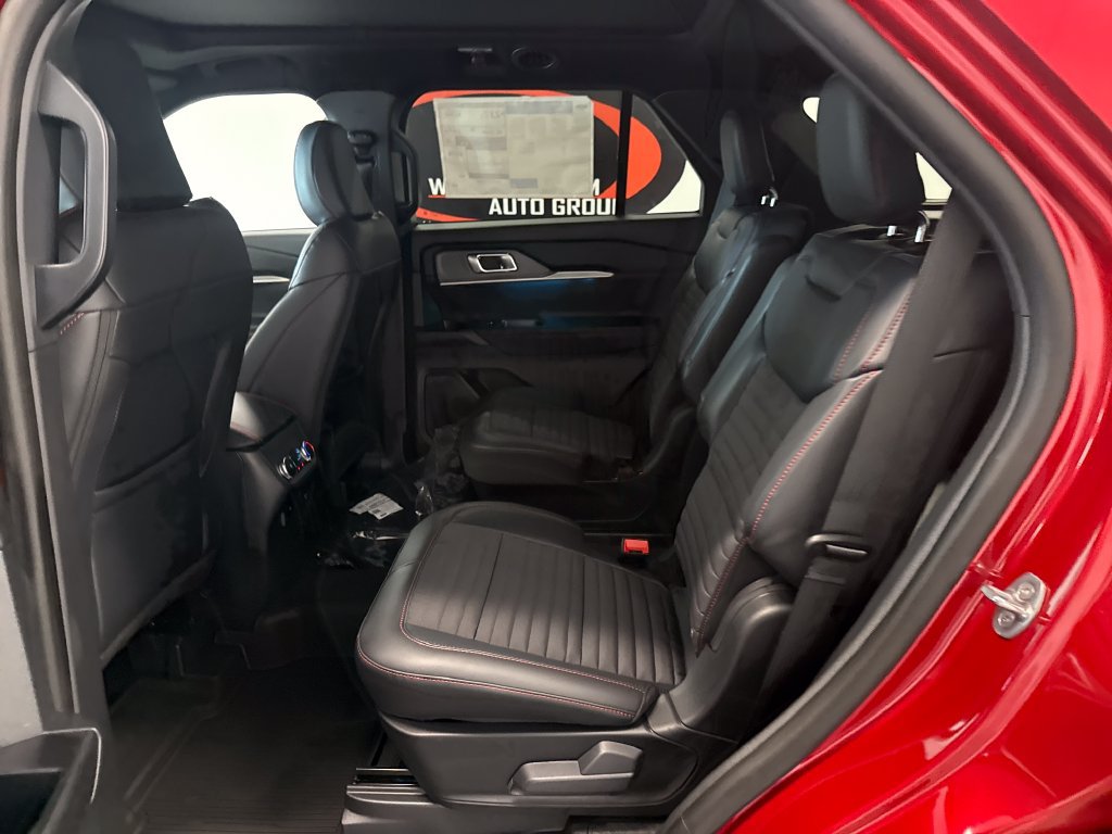 New 2026 Ford Explorer ST-Line w/ ST-Line Street Pack AWD/4WD image 14