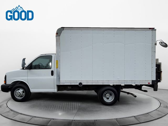 Used 2012 Chevrolet Express 3500 image 2