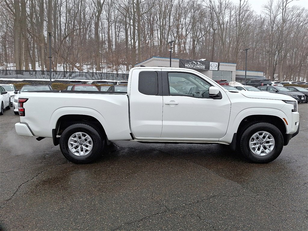 Used 2024 Nissan Frontier SV w/ Technology Package image 8