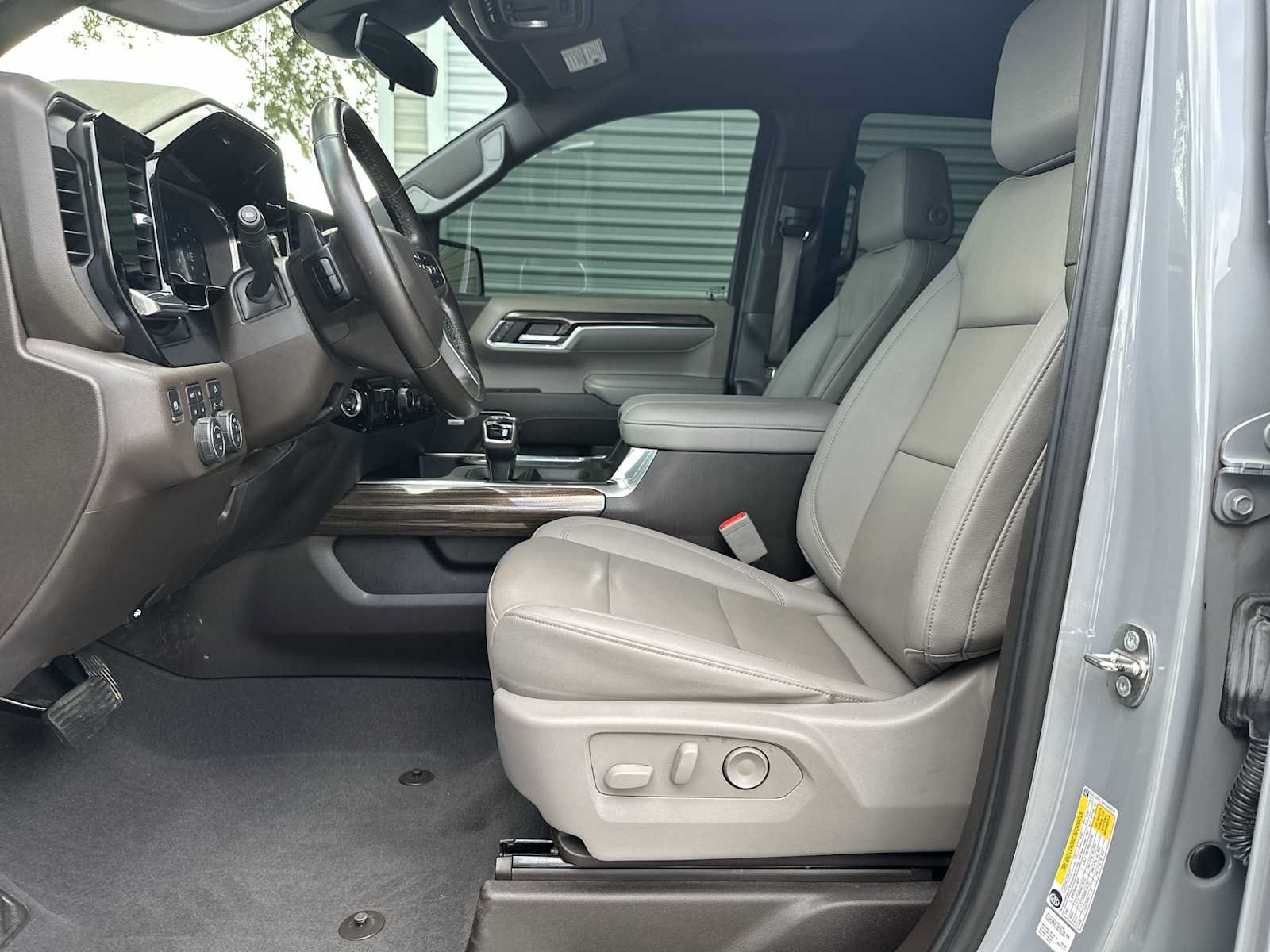 Certified 2024 Chevrolet Silverado 1500 LT Trail Boss w/ Convenience Package II AWD/4WD image 2