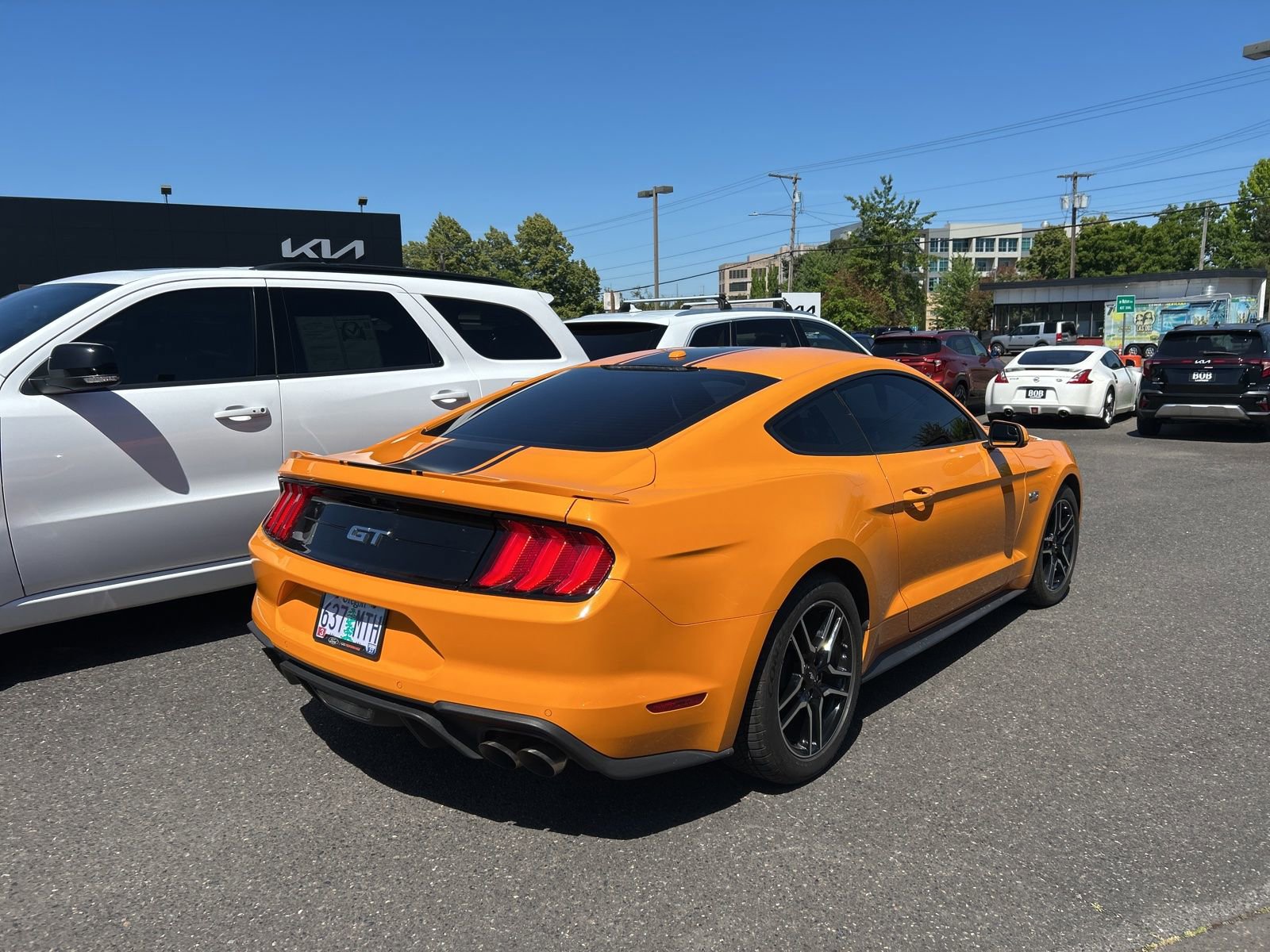 Used 2019 Ford Mustang GT RWD image 3