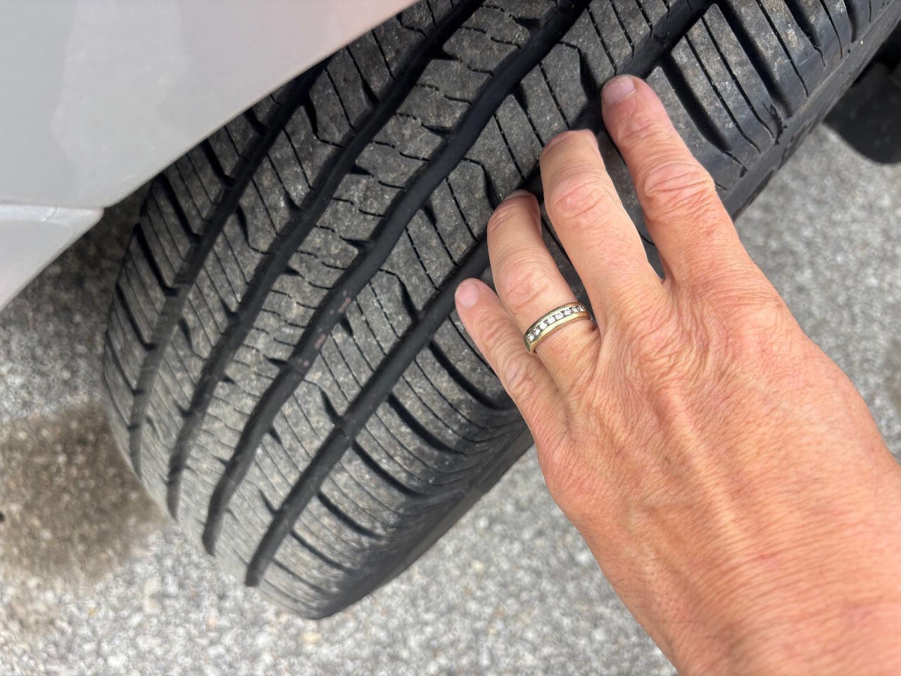 Used 2009 Ford Escape XLT image 13