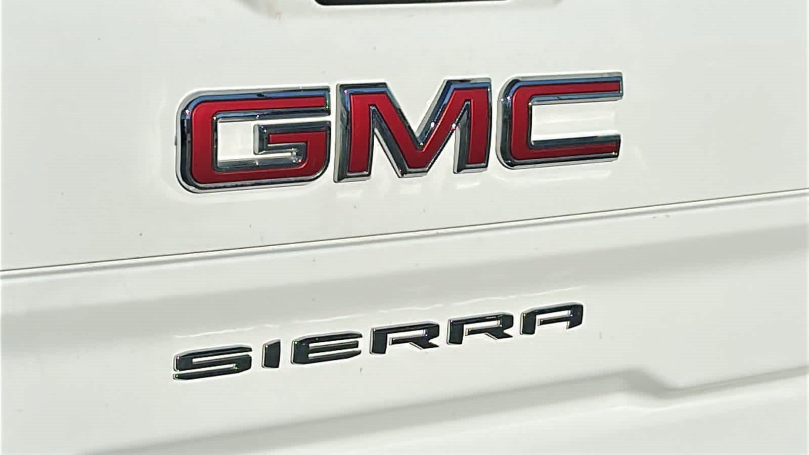 Used 2019 GMC Sierra 1500 SLT w/ SLT Premium Plus Package image 28
