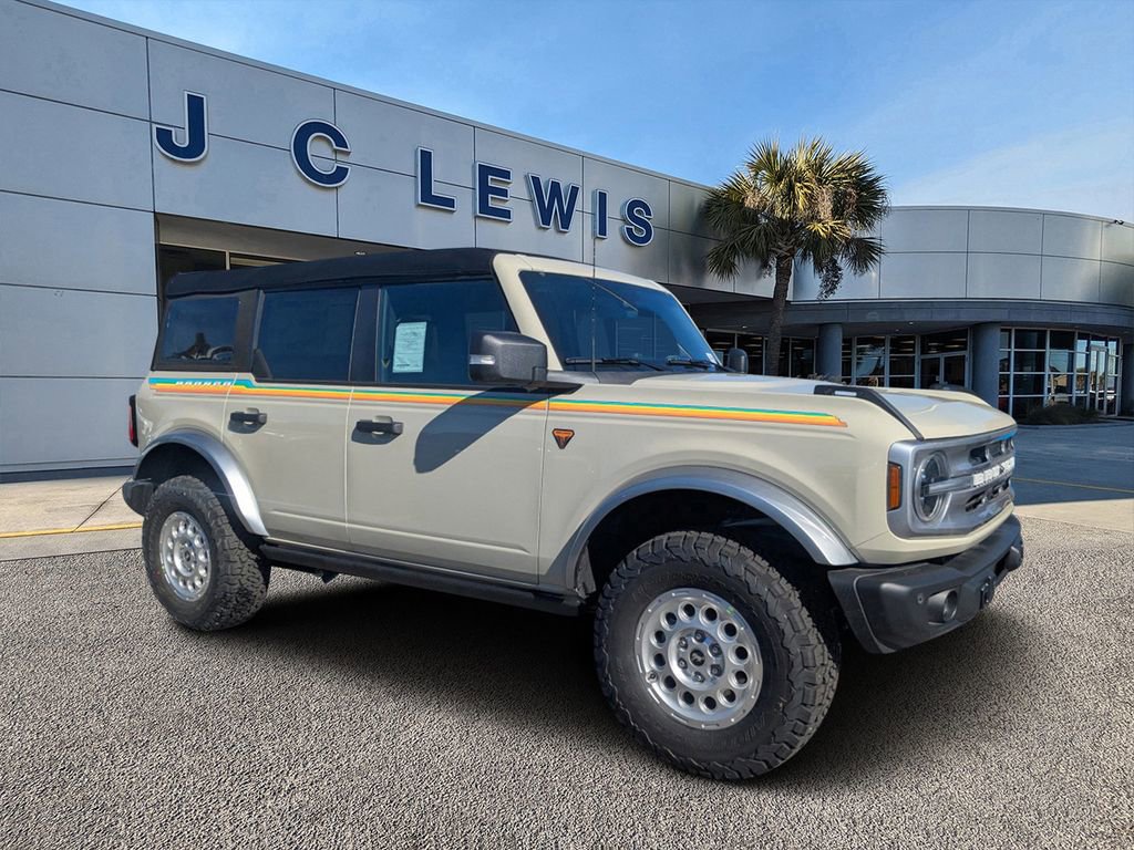 New 2025 Ford Bronco Badlands image 1