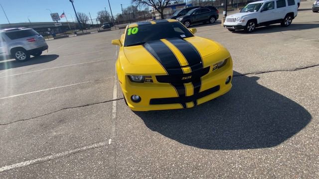 Used 2010 Chevrolet Camaro SS w/ Black Stripe Package image 4