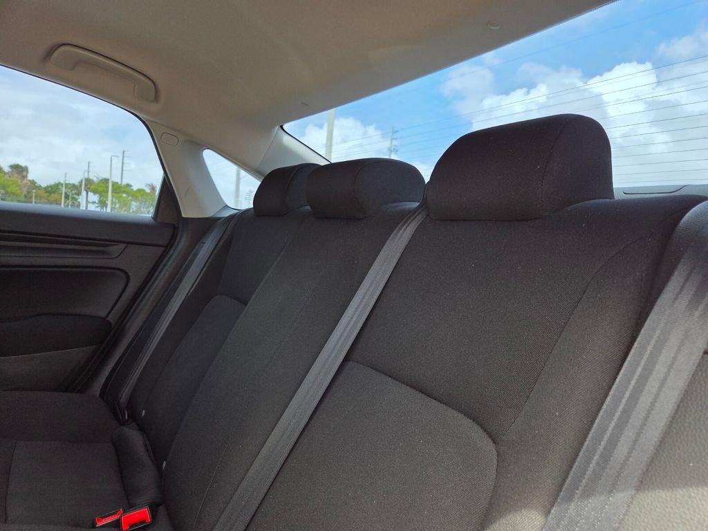 Used 2022 Honda Civic LX image 16