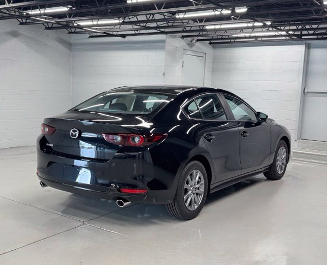 New 2026 MAZDA MAZDA3 s FWD image 5