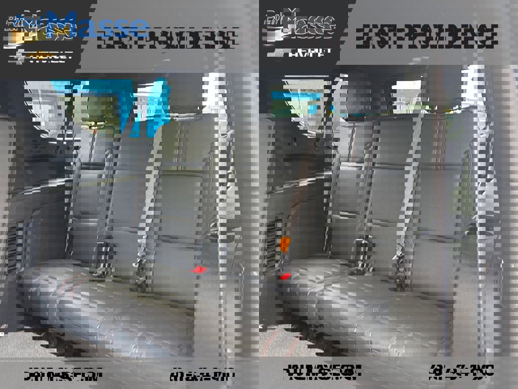 Certified 2023 Chevrolet Suburban RST w/ Sport Performance Package image 18