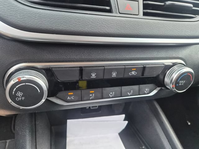 Used 2023 Nissan Altima 2.5 S FWD image 16